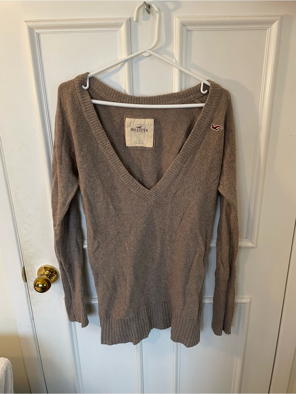 Y2K Hollister Women's Taupe V-Neck Sweater Dress large